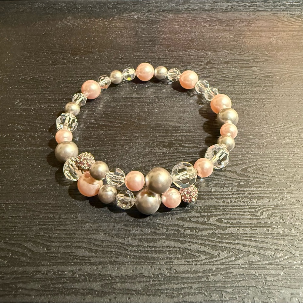 Elegant Pink and Silver Beaded Bracelet